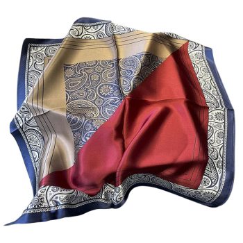 Carré de Soie Bleu 70 Demi Paisley